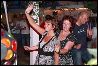 Disco Train BeachParty, Night Edition Mei _ Fotograaf: Lourens Rolograaf.nl Den Haag, Nederland