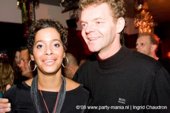 081129_022_disco_classics_partymania