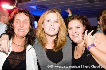 081129_026_disco_classics_partymania