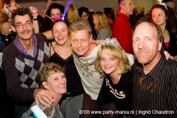 081129_070_disco_classics_partymania