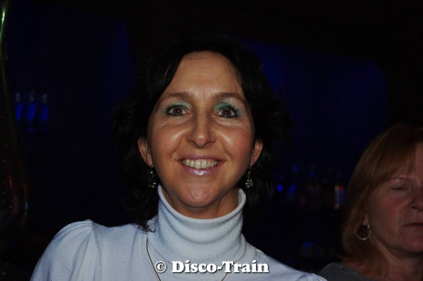 disco-train25200156
