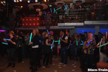 Feest-OCW-disco-train-000002