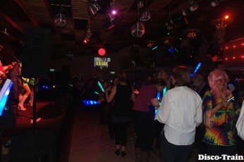 Feest-OCW-disco-train-000296