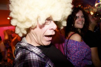 DiscoClassics057