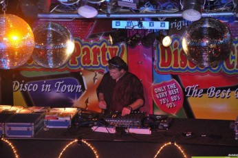x-mas-disco-En-classics-party-warmond-11