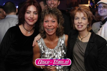 DISCO-TRAIN X-MAS DISCO & CLASSICS PARTY in kerstfeer bij Dekker Sport & Party Warmond / Disco-Train Evenementen Foto: Marcel Verheggen