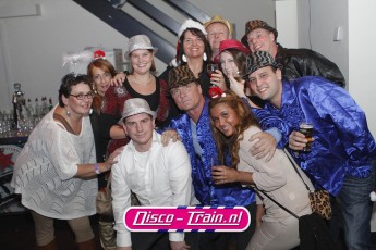 DISCO-TRAIN X-MAS DISCO & CLASSICS PARTY in kerstfeer bij Dekker Sport & Party Warmond / Disco-Train Evenementen Foto: Marcel Verheggen