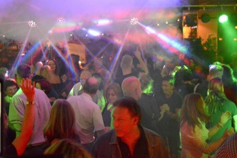 Amstelveen Disco Train Johan Club NovelleE.J.Bruinekool Fotografie Hilversum Copyright naamsvermelding verplicht lid NVJ. Berlagelaan 62, 1222JZ, Hilversum, Nederland, tel. 31(0)356850950, fax. 31 356479199
