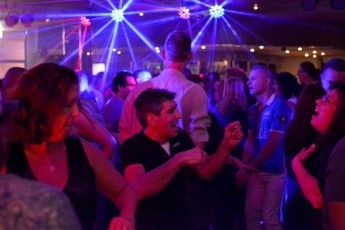 Amstelveen Disco Train Johan Club NovelleE.J.Bruinekool Fotografie Hilversum Copyright naamsvermelding verplicht lid NVJ. Berlagelaan 62, 1222JZ, Hilversum, Nederland, tel. 31(0)356850950, fax. 31 356479199
