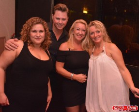 Amstelveen Disco Train Johan Club NovelleE.J.Bruinekool Fotografie Hilversum Copyright naamsvermelding verplicht lid NVJ. Berlagelaan 62, 1222JZ, Hilversum, Nederland, tel. 31(0)356850950, fax. 31 356479199