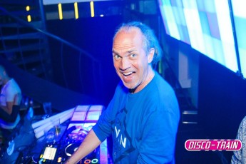 www.LongJoy-Photography.com | Facebook/Instagram/Youtube/500px = LongJoyPhotography | Disco Train 21/05/2016