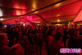 Disco-Train-Beachparty-People-2016-4361-1KL