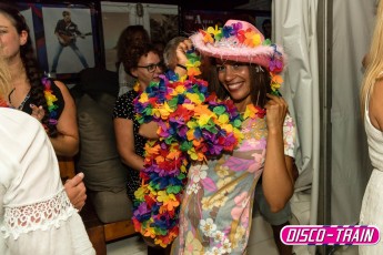 Disco-Train-Beachparty-People-2016-4437-1KL