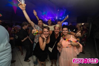 Disco-Train-Beachparty-People-2016-4550-1KL