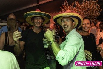 Disco-Train-Beachparty-People-2016-4617-1KL
