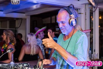 Disco-Train-Beachparty-People-2016-4621-1KL