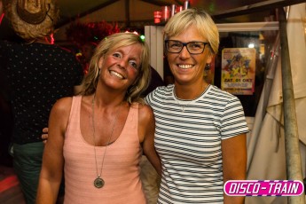 Disco-Train-Beachparty-People-2016-4627-1KL