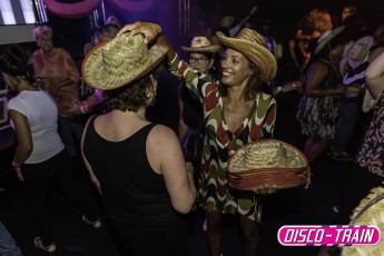 Disco-Train-Backstage-03-09-2016-5914-1klt