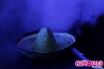 Disco-Train-Backstage-03-09-2016-5954-1klt
