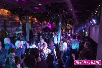 Disco-Train-NYP-8592-1klt