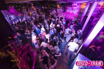 Disco-Train-NYP-8680-1klt