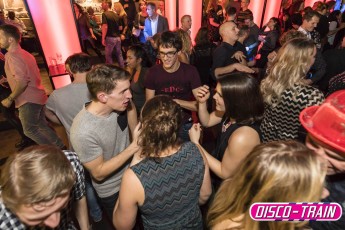 Disco-Train-NYP-8698-1klt