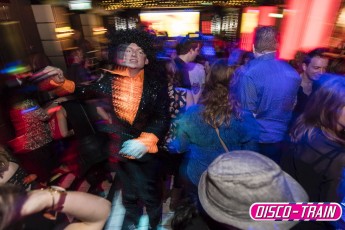 Disco-Train-NYP-8716-1klt