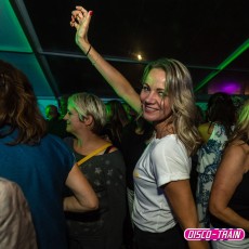 20180825-Disco-Train-Beach-PartyXL-People-Kijkduin-0900-1klinsta