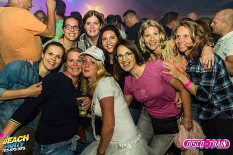 20190713-DiscoTrain-Strandtent14-708090s-party-3085-1klb