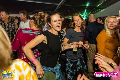 20190713-DiscoTrain-Strandtent14-708090s-party-3296-1klb