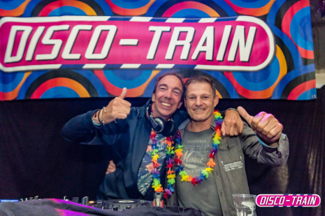 20190831-Disco-Train-People-Strandfeest-XL-708090s-Par-paFotografie-2460-1kl