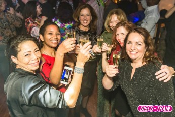 20191231-Disco-Train-NewYearsParty-708090s-0087-1kl
