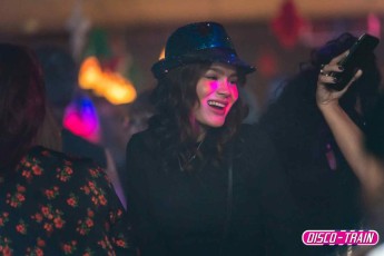 20191231-Disco-Train-NewYearsParty-708090s-0156-1kl