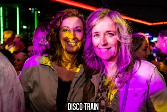 20220409-Par-pa-fotorgafie-Disco-Train-Extended_edition-OLearys-1994-1kl