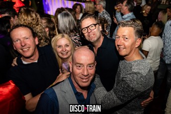20220409-Par-pa-fotorgafie-Disco-Train-Extended_edition-OLearys-2284-1kl
