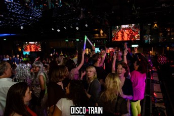 20220409-Par-pa-fotorgafie-Disco-Train-Extended_edition-OLearys-2588-1kl