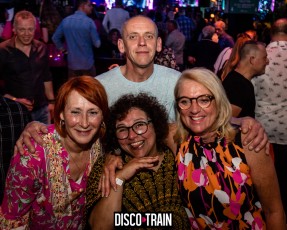 20220409-Par-pa-fotorgafie-Disco-Train-Extended_edition-OLearys-2724-1kl