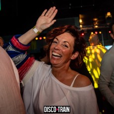 20220409-Par-pa-fotorgafie-Disco-Train-Extended_edition-OLearys-2731-1kl