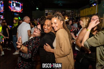 20220409-Par-pa-fotorgafie-Disco-Train-Extended_edition-OLearys-2746-1kl