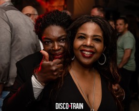 20220514-Par-pa-fotografie-DiscoTrain-Strandtent14-Beachparty-708090-3289-1kl