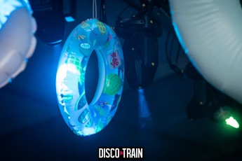 20220514-Par-pa-fotografie-DiscoTrain-Strandtent14-Beachparty-708090-3321-1kl