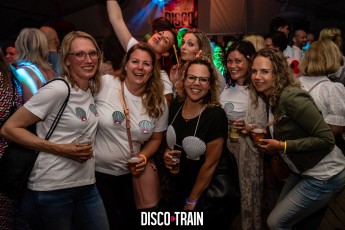20220514-Par-pa-fotografie-DiscoTrain-Strandtent14-Beachparty-708090-3372-1kl