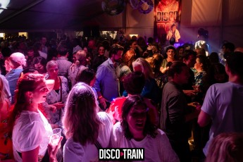 20220514-Par-pa-fotografie-DiscoTrain-Strandtent14-Beachparty-708090-3386-1kl