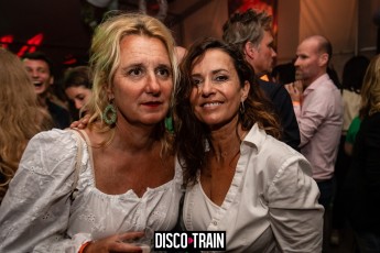 20220514-Par-pa-fotografie-DiscoTrain-Strandtent14-Beachparty-708090-3388-1kl
