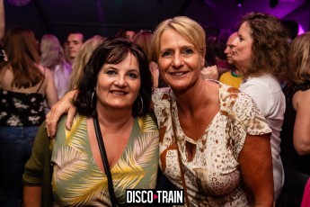 20220514-Par-pa-fotografie-DiscoTrain-Strandtent14-Beachparty-708090-3528-1kl