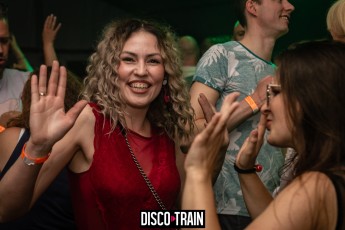 20220514-Par-pa-fotografie-DiscoTrain-Strandtent14-Beachparty-708090-3546-1kl
