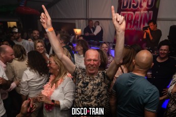 20220514-Par-pa-fotografie-DiscoTrain-Strandtent14-Beachparty-708090-3552-1kl