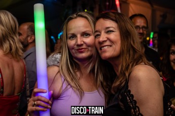 20220514-Par-pa-fotografie-DiscoTrain-Strandtent14-Beachparty-708090-3780-1kl