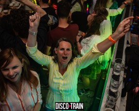 20220514-Par-pa-fotografie-DiscoTrain-Strandtent14-Beachparty-708090-3797-1kl