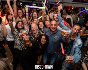 20220514-Par-pa-fotografie-DiscoTrain-Strandtent14-Beachparty-708090-3830-1kl